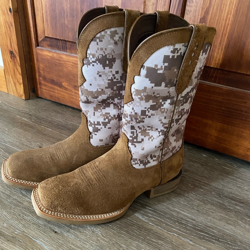 Brand new condition. Size 10d